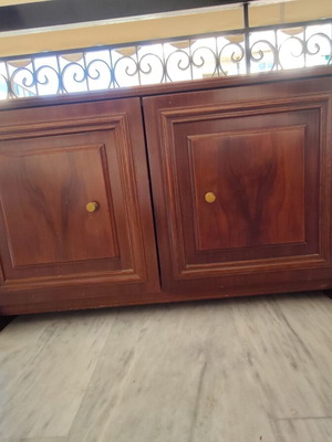 Wooden buffet used, sturdy construction, 91x31x56 cm
