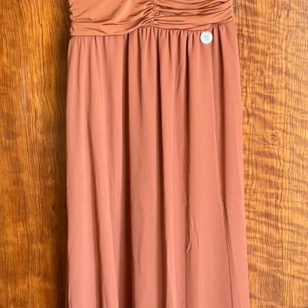Lynne formal dress terracotta like new, size XL