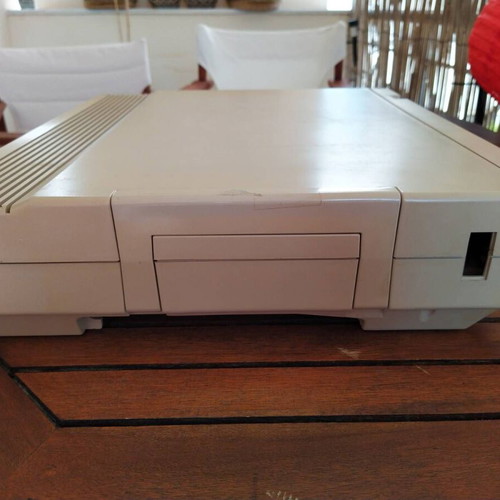 Commodore 128D case used with small mod lock