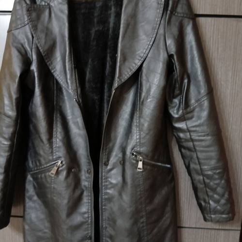 Regular women's leather coat XL, black, winter with faux fur lining