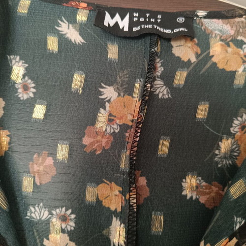 Floral dress like new with ruffles, black and orange, size S