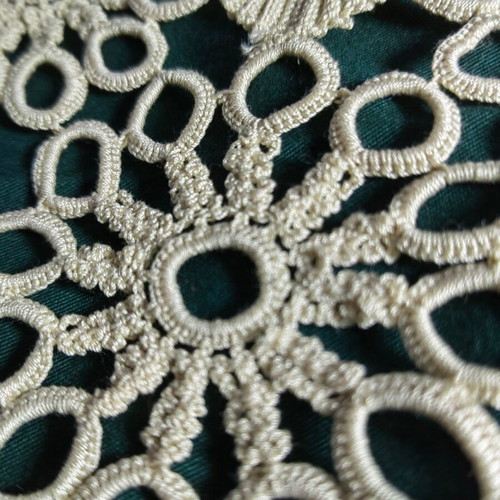 Set of 3 Handmade 60s Table Runners like new, crocheted with DMC 40 thread