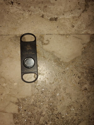 Cigar cutter used