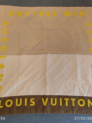 Louis Vuitton 2003 Cup bandana cotton scarf unisex like new, beige