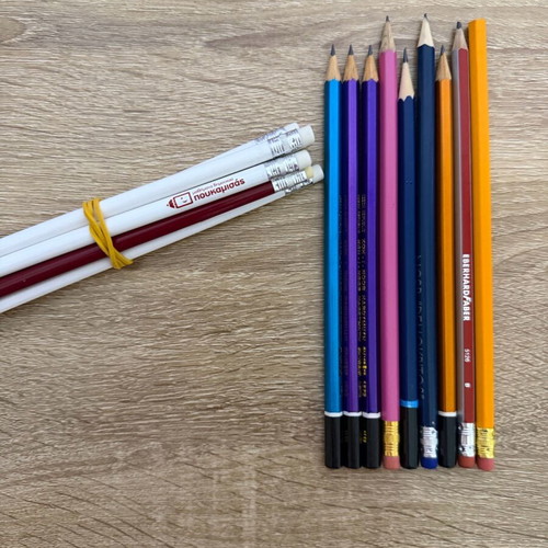 Pencils new, pack of 17 pieces