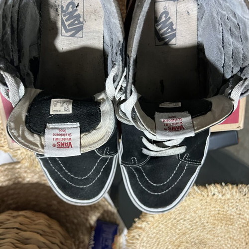 Vans of the World high sneakers used, size 46, black and brown