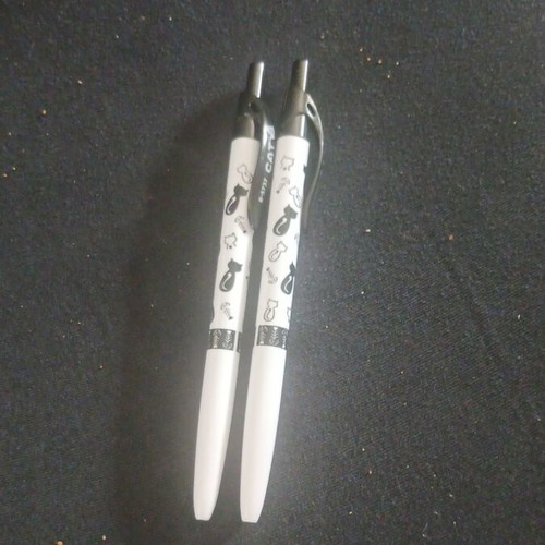 Set of 2 white pens with cat drawings new