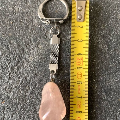 Keychain with natural quartz stone new