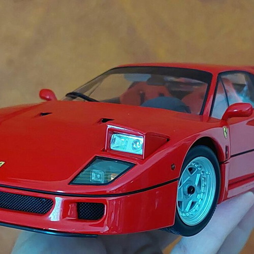 Kyosho Ferrari F40 1:18 scale new release like new