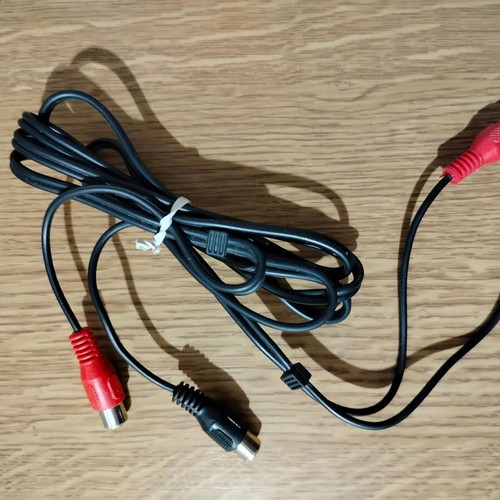 Cable 2 x RCA male - 2 x RCA female used