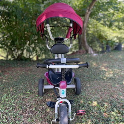 Children's tricycle with rotating seat, parent handle and sunshade, new