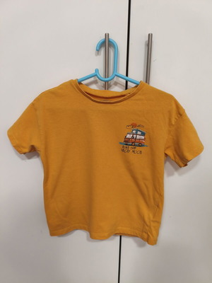 LC Waikiki Kids Mustard T-shirt Think Outside size 4-5 years like new