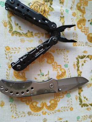 Mil-Tec multitool σαν καινούργιο με δώρο σουγιάς