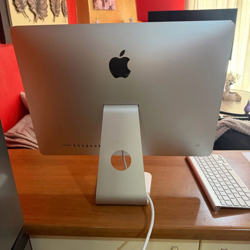 iMac late 2013 21.5" used, excellent condition