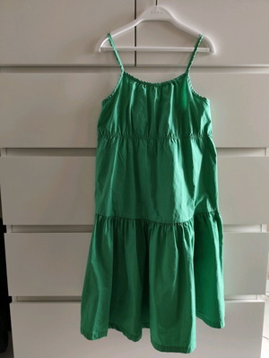 Zara dresses 3 like new, size 7, white and green