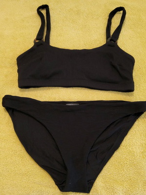 H&M women's swimsuit new, size M, black