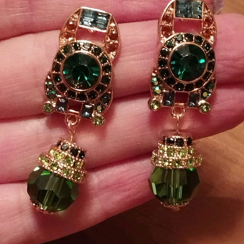 Dangling earrings like new, gold plated with artificial nephrite or stone