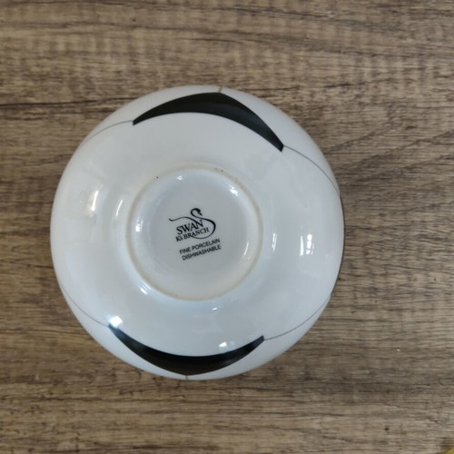 Porcelain Football Ball Bowl like new, diameter 12.7 cm, Swan K's Branch