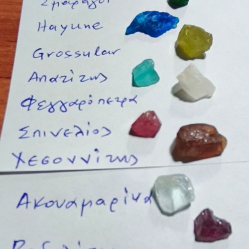 Lot of 10 natural precious stones new