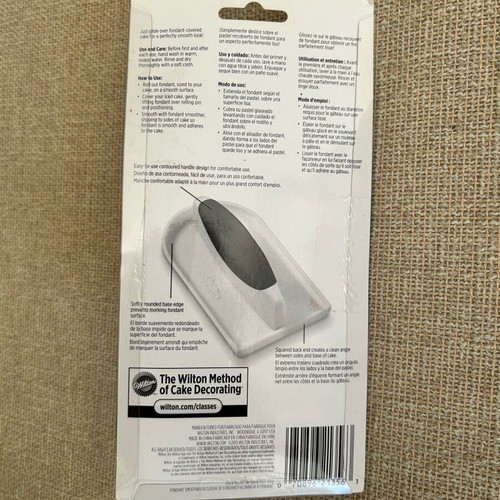 Wilton fondant smoothing tool new