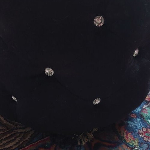 Recliner with stool like new, cherubs and Swarovski