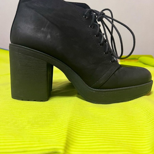 Bershka ankle boots with 10 cm heel like new, sizes 39-40, black