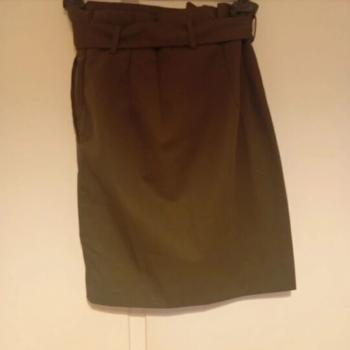 Midi skirt H&M like new, khaki, size 38 with belt