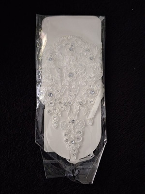 Wedding gloves new, in original packaging