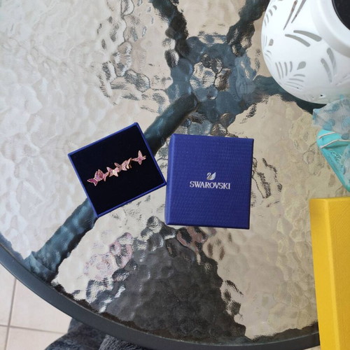 Swarovski ring set of 3 like new, size 52 with box