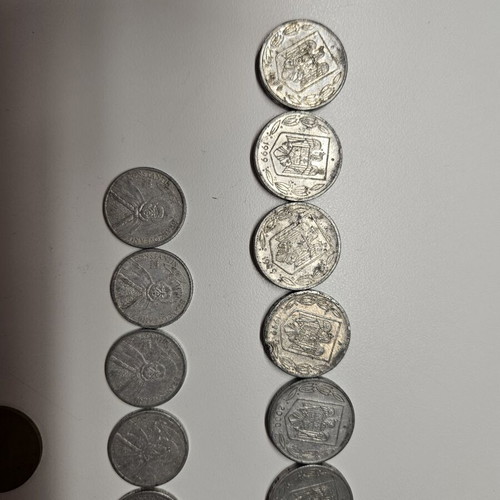 Romanian coins used, mostly from old currency