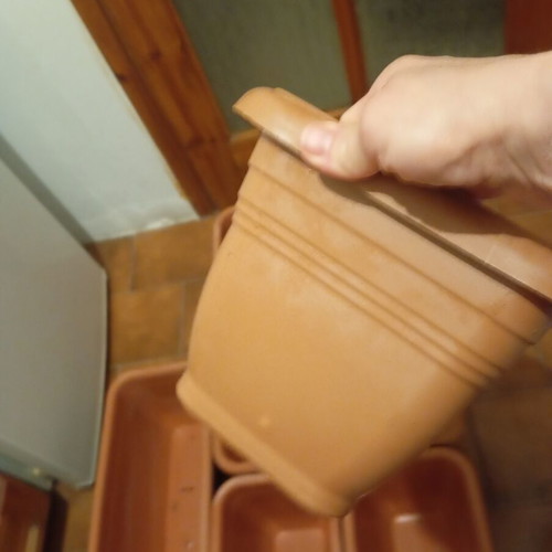 Plastic flowerpots like new, set of 8, 58x20x18 cm