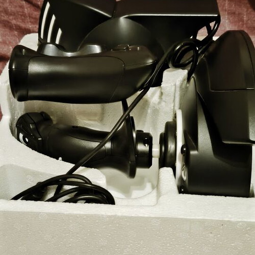 Thrustmaster T.Flight Hotas One joystick like new with box