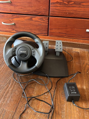 Microsoft SideWinder Force Feedback Wheel with Pedals for PC like new