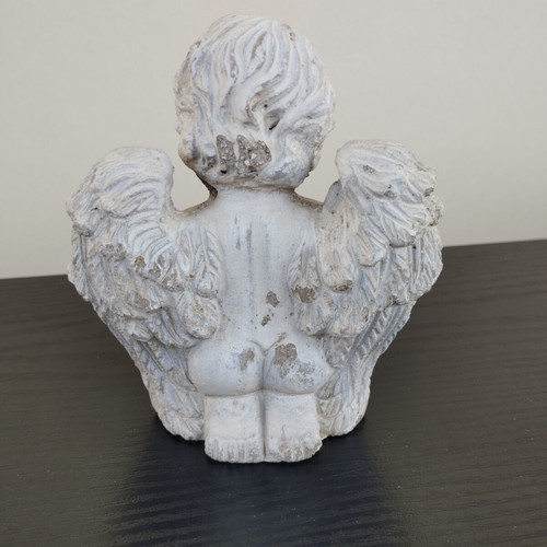 Table decorative angel like new