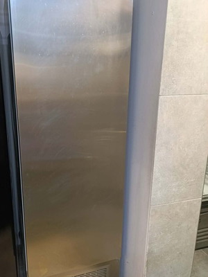 Professional stainless steel upright freezer 0.60m width x 2.00m height x 0.63m depth