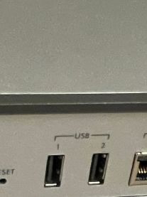 Zyxel USG 210 Unified Security Gateway with Rack Mount Kit