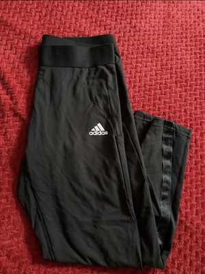 Adidas women's leggings like new, black