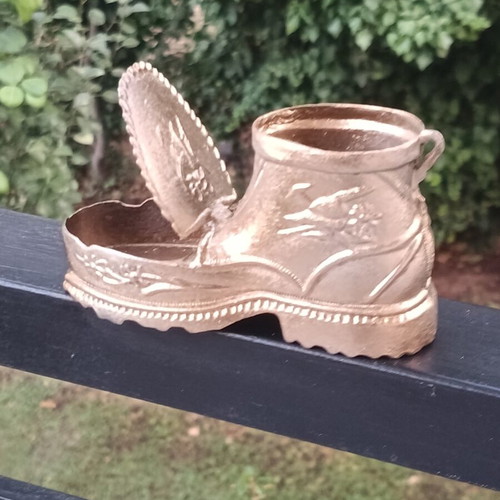 Vintage metal ashtray in boot shape Italian made used