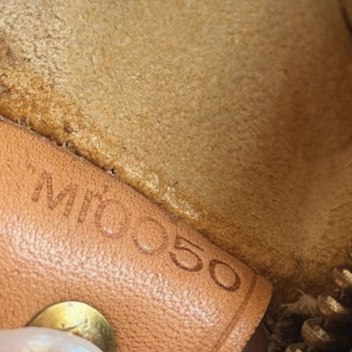 Louis Vuitton Looping GM Monogram shoulder bag like new, beige and brown