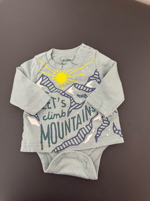 Baby bodysuit like new