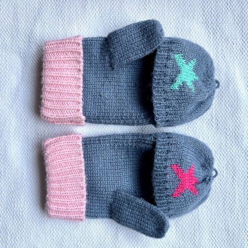 Mothercare knitted hat, gloves, scarf set 3-6 years like new