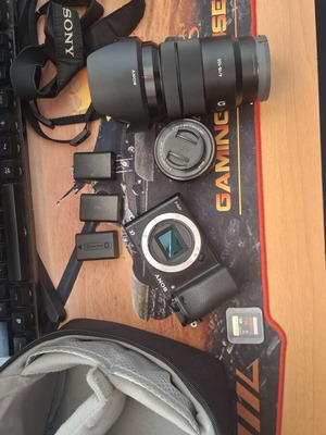 Sony a6000 φωτογραφική μηχανή μεταχειρισμένη με φακούς 18-105 f4 και 16-50mm