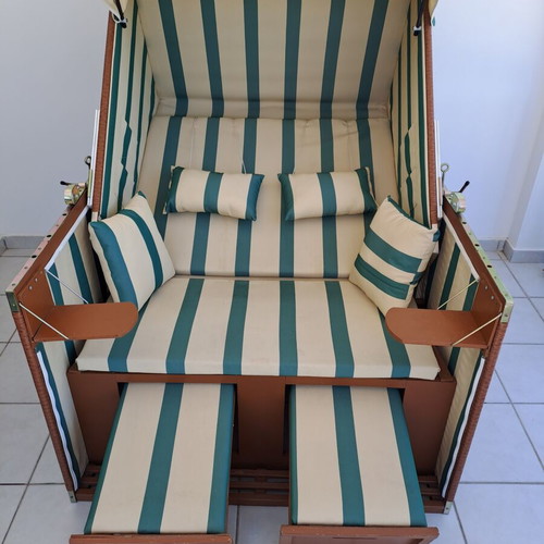 2-Seater German Style Beach Chair Strandkorb like new with cushions and canopy