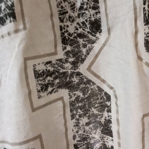 Ale modern long backless blouse used, off-white