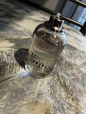 Dsquared2 Wood Eau de Toilette 50 ml used, missing cap, atomizer damage