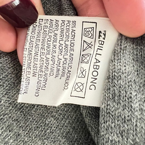 Billabong adult beanie like new, blue