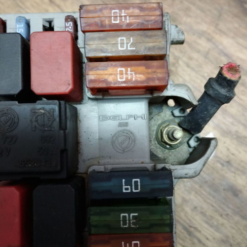 Fuse box for Fiat Doblo 1.9 JTD (2002-2009) used