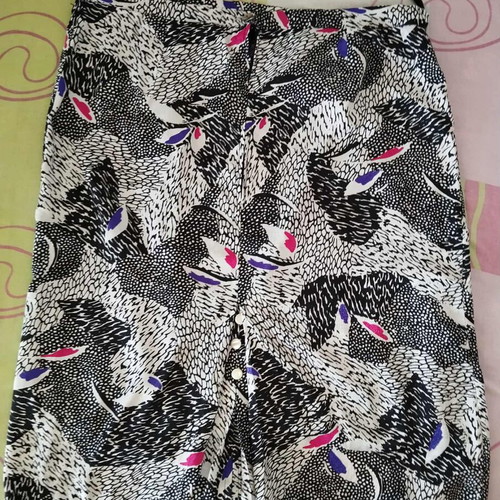 Handmade print skirt like new with lining and buttons
