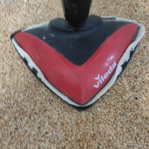 Vileda steam cleaner like new with cleaning cloth and lid