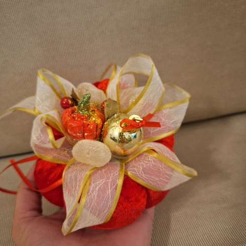 Christmas decorative pumpkin like new
